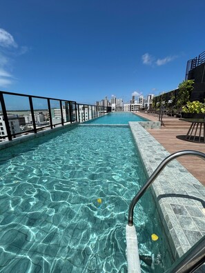 Outdoor pool - Melhores Flats (João Pessoa)