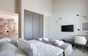 5 habitaciones, cuna de viaje, wifi gratis y ropa de cama