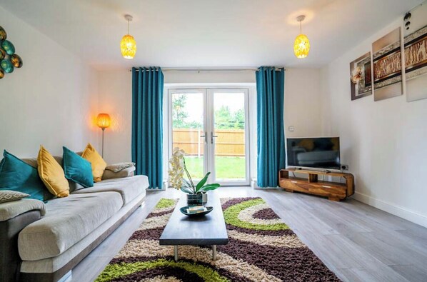 TV connectée, cheminée