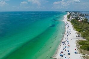 Sun-loungers, beach towels