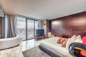 1 quarto, ferros/tábuas de passar roupa, Wi-Fi, roupa de cama