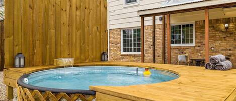 Bañera de hidromasaje exterior