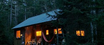 Cabin-7 minutes to Ski Stratton-Woodstove-Firepit-Brook On Property-Views-Dog OK