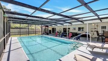 Piscine extérieure