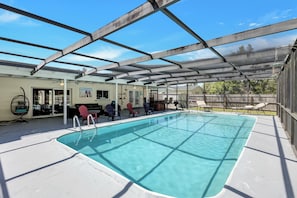 Piscine extérieure