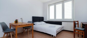 Uniwersytecka Standard Studio