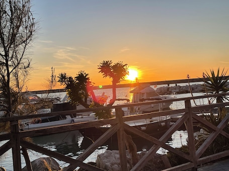 Marina. Appartamento 4 Persone, con Tutti i Comfort , Parcheggiato Privato Gratuito