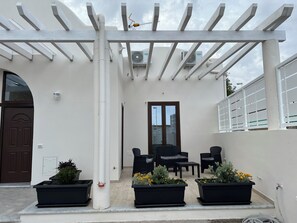 Terrace/patio - Appartamento 4 Persone, con Tutti i Comfort , Parcheggiato Privato Gratuito (Monte di Procida)