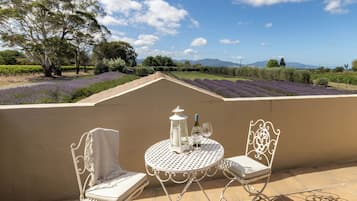 Deluxe Suite, Mountain View | Balcony view