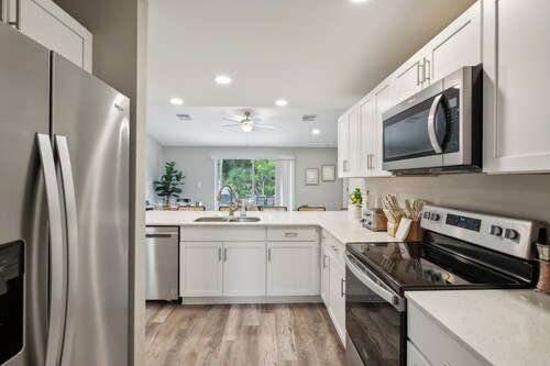 The Balboa - Modern Luxury Getaway