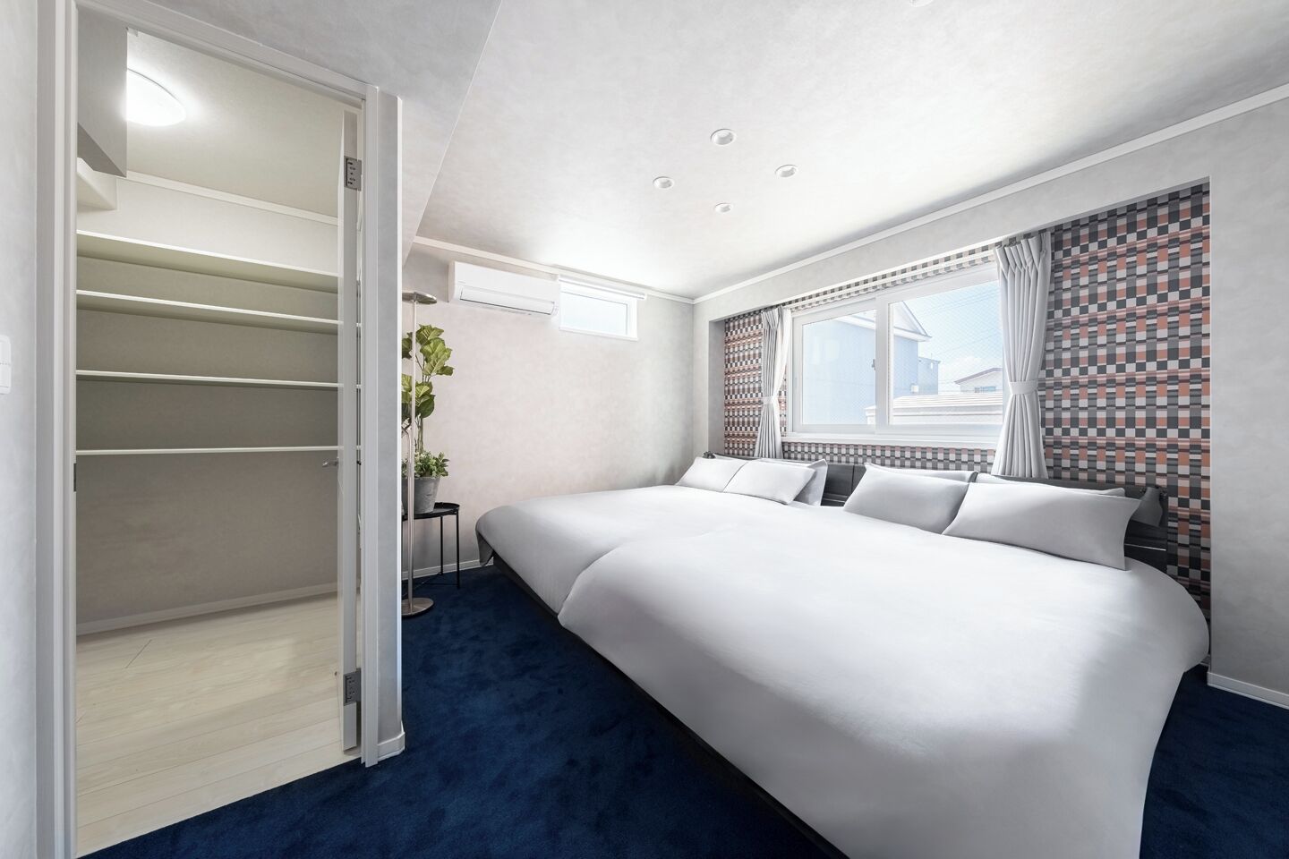 Hypo-allergenic bedding, iron/ironing board, free WiFi, bed sheets