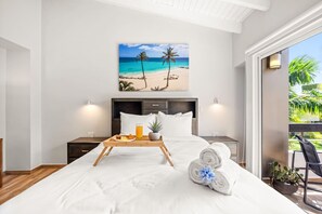 3 Schlafzimmer, Schreibtisch, Bügeleisen/Bügelbrett, Reisekinderbett