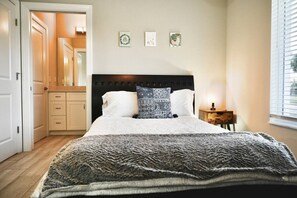 3 chambres, fer et planche à repasser, lit parapluie, Wi-Fi gratuit