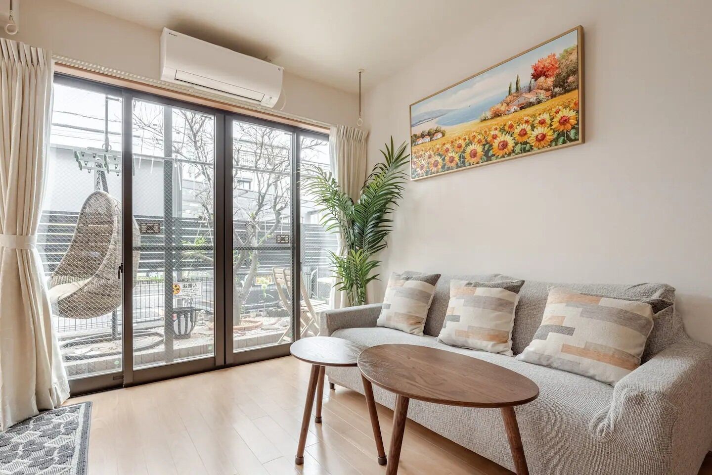 Family Apartment (with Balcony) No Cleaning Service Eco, Non Smoking | Living area | Flat-screen TV