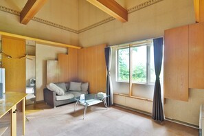 Living area - STARRY SKY COTTAGE 12 (Kitami)