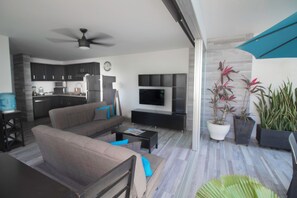 TV connectée, livres, imprimantes