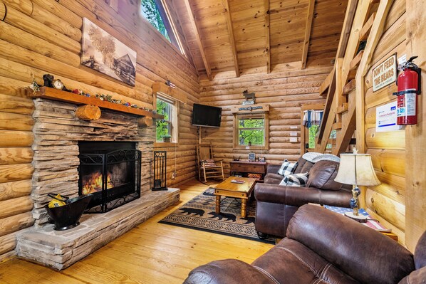 Smart TV, chimenea y videojuegos 