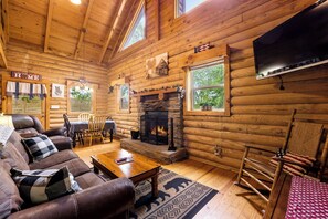 Smart TV, chimenea y videojuegos 