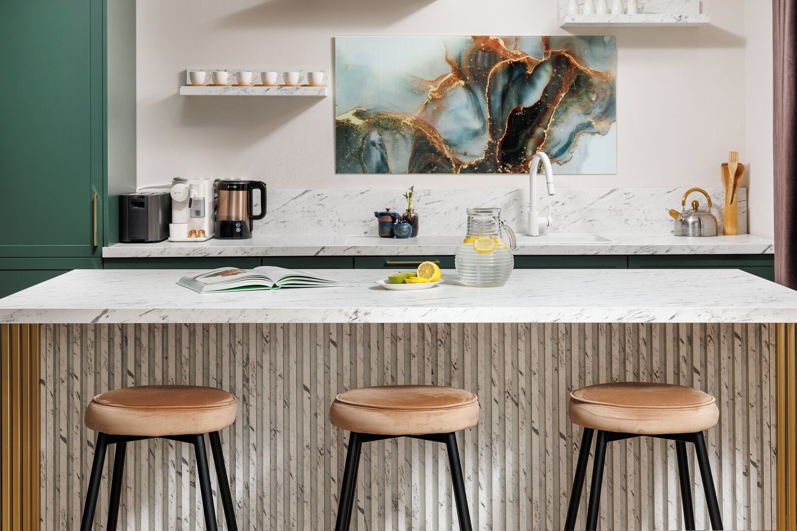 Refrigerador, horno, placa de cocina, lavavajillas