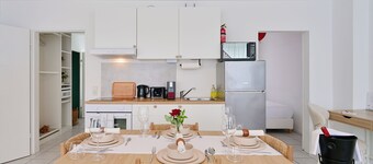 Beautiful and Spacious 4-room Apt in Wupper City Center With Kitchen, Free Wifi