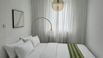 4 Schlafzimmer, Schreibtisch, Bügeleisen/Bügelbrett, WLAN