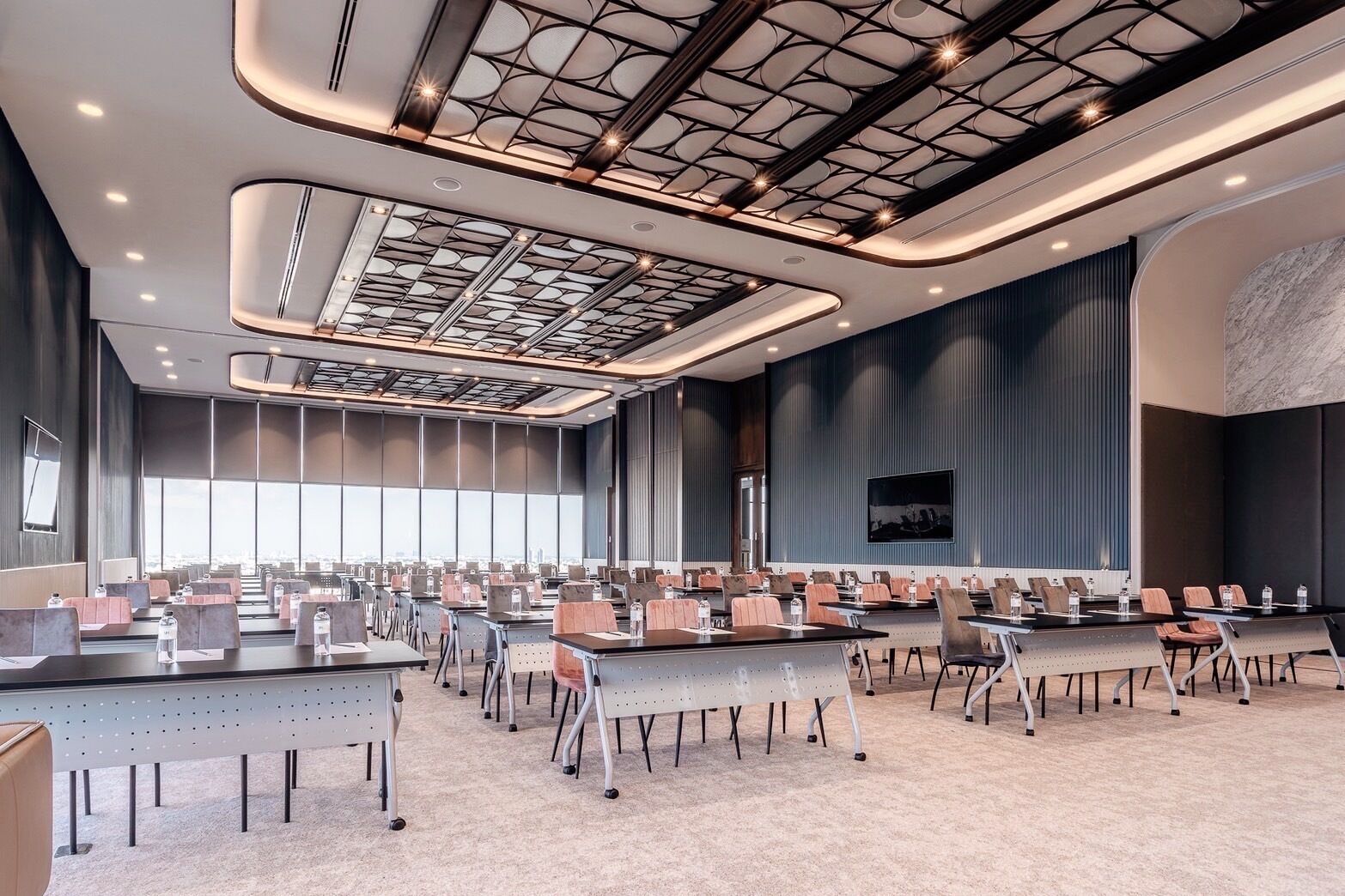 Photo - The Quarter Ratchayothin by UHG