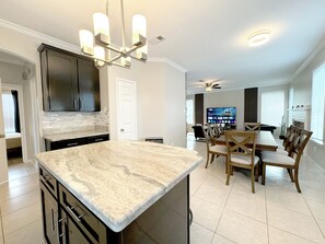 Dining - Modern, exotic 5br, pool, hot-tub near Woodlands (Spring)