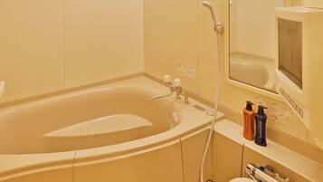 Hair dryer, bidet, towels, shampoo