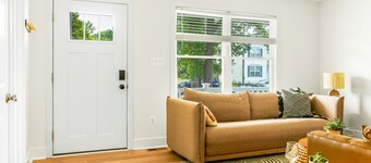 7 mins to the beach! Fire Pit, BBQ, Games, Fully Equipped Kitchen & Beach Gear