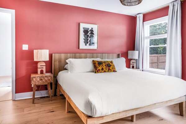 3 bedrooms, iron/ironing board, travel cot, free WiFi