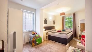 2 Schlafzimmer, Bügeleisen/Bügelbrett, kostenloses WLAN, Bettwäsche