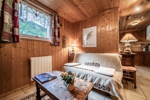1 soverom, strykejern/-brett, wi-fi (inkludert) og sengetøy