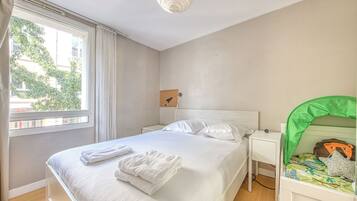 2 habitaciones, tabla de planchar con plancha y wifi gratis