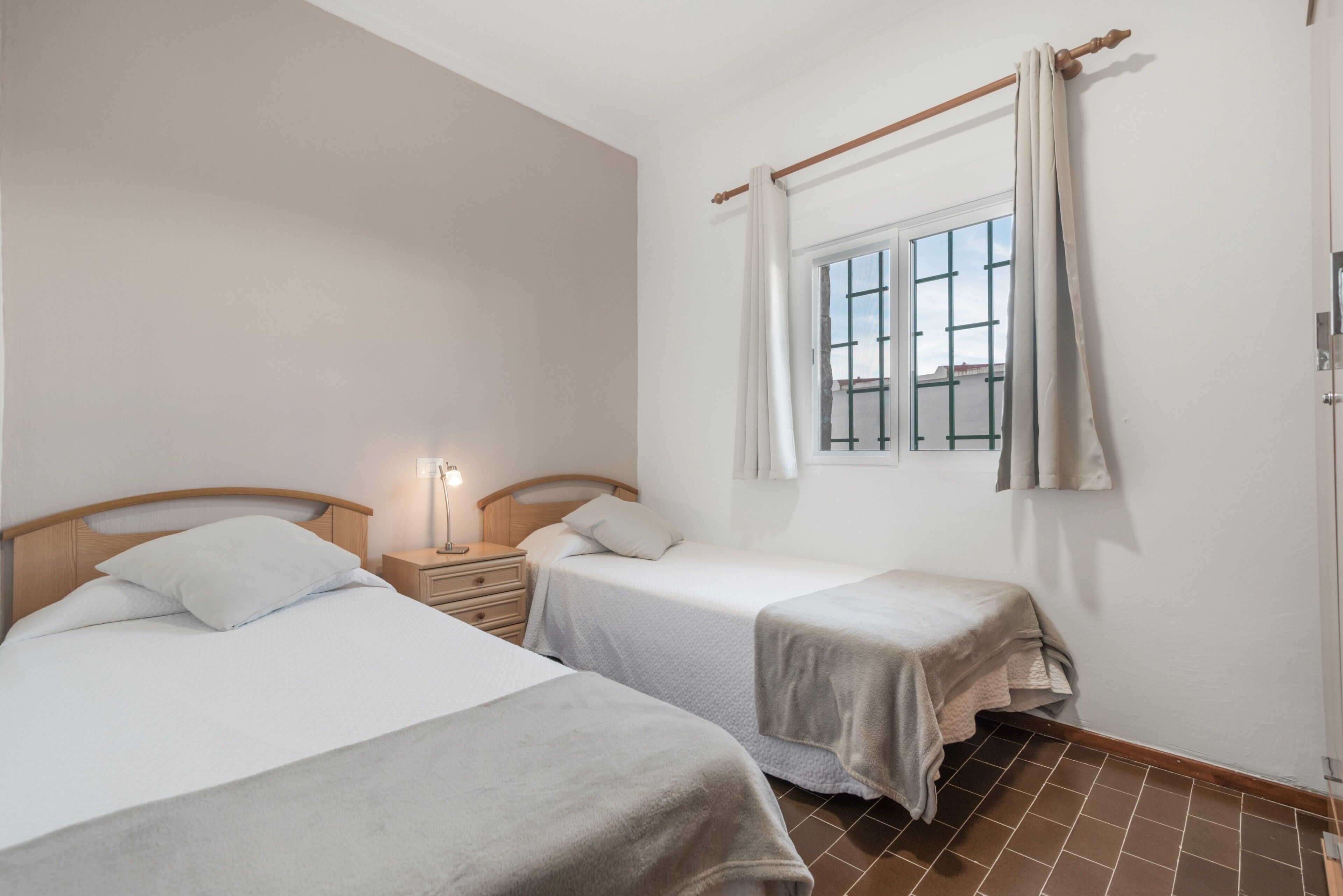 3 bedrooms, free WiFi, bed sheets