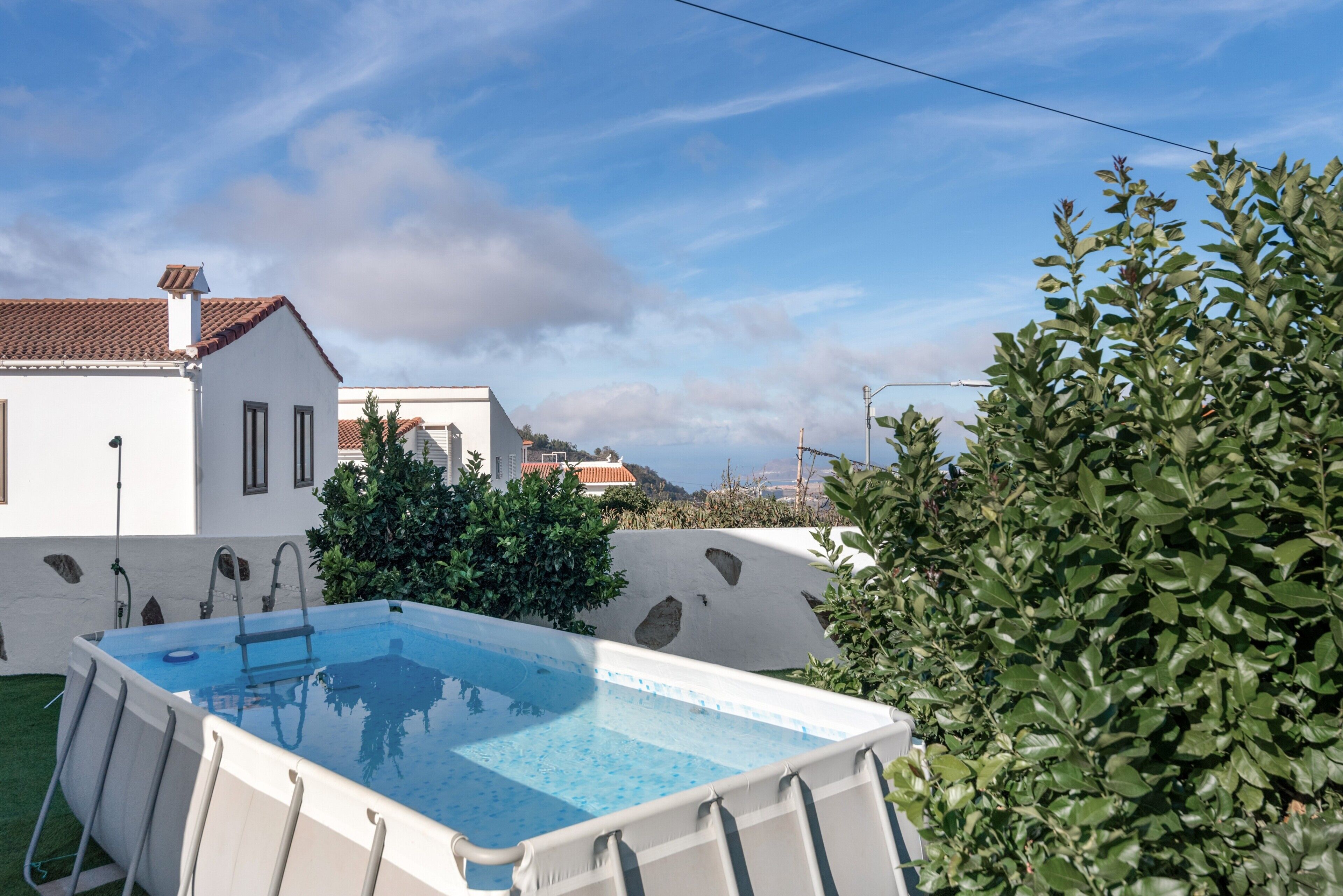 مغطس سبا خارجي