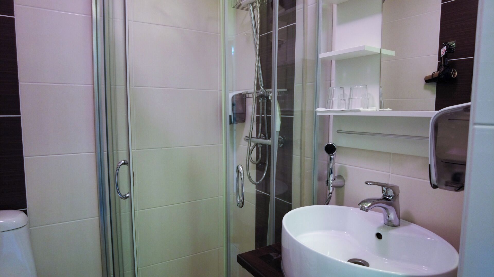 Hair dryer, towels