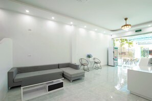 Reception - Tam Coc Peaceful Hotel (Hoa Lu)