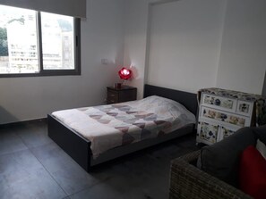 1 bedroom, iron/ironing board, WiFi, bed sheets - Loft in Dbayeh,including Generator, Prime location (Dbayeh)