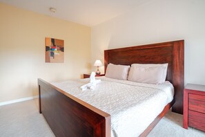 4 bedrooms, Internet, bed sheets