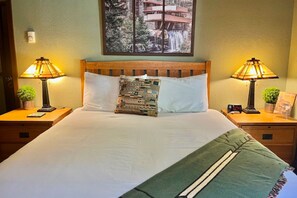 2 bedrooms, iron/ironing board, Internet, bed sheets