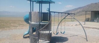 Brand new, luxurious, amazing view, Elk Cabin