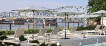 TARA Bangkok Riverside