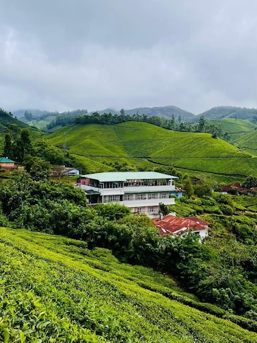 Seven Malai Residency