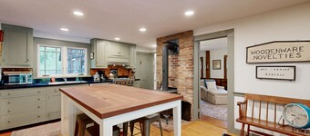 Charming farmhouse, riverfront, views, woodstove, w/d, wifi, TV, kitchen, deck