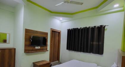 Hotel Shiv Ganga