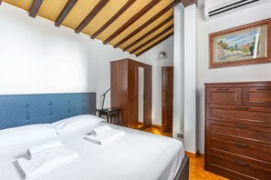 1 室のベッドルーム、WiFi、ベッドシーツ