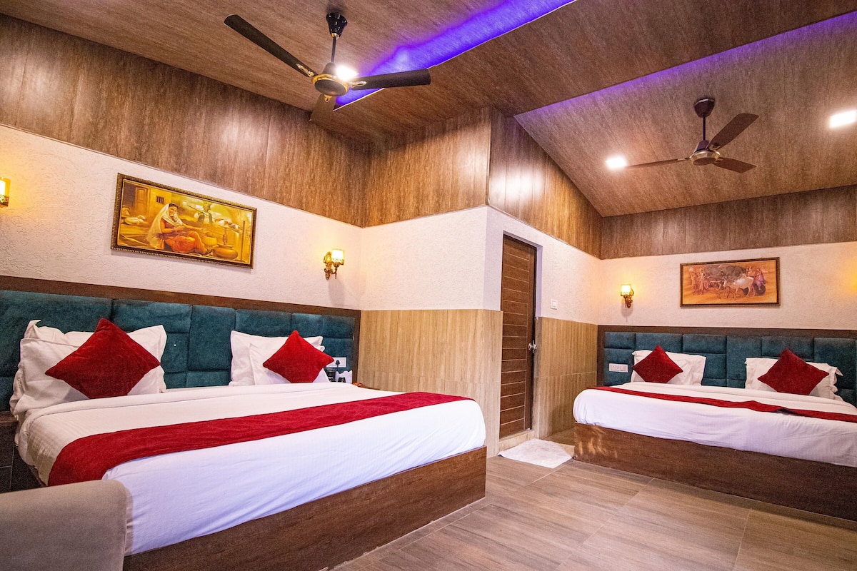 Soundproofing, rollaway beds, free WiFi
