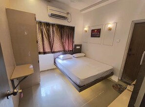 ห้องดับเบิล, เครื่องปรับอากาศ | เตียงเสริม (ฟรี), Wi-Fi ฟรี, ผ้าปูที่นอน