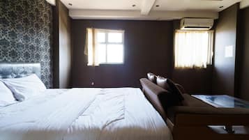 Deluxe Double Room | WiFi (free), bed sheets
