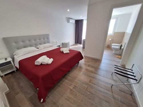 Comfortable accommodation in the center of Terrasini